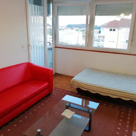 Apartment Pula Διαμέρισμα *
